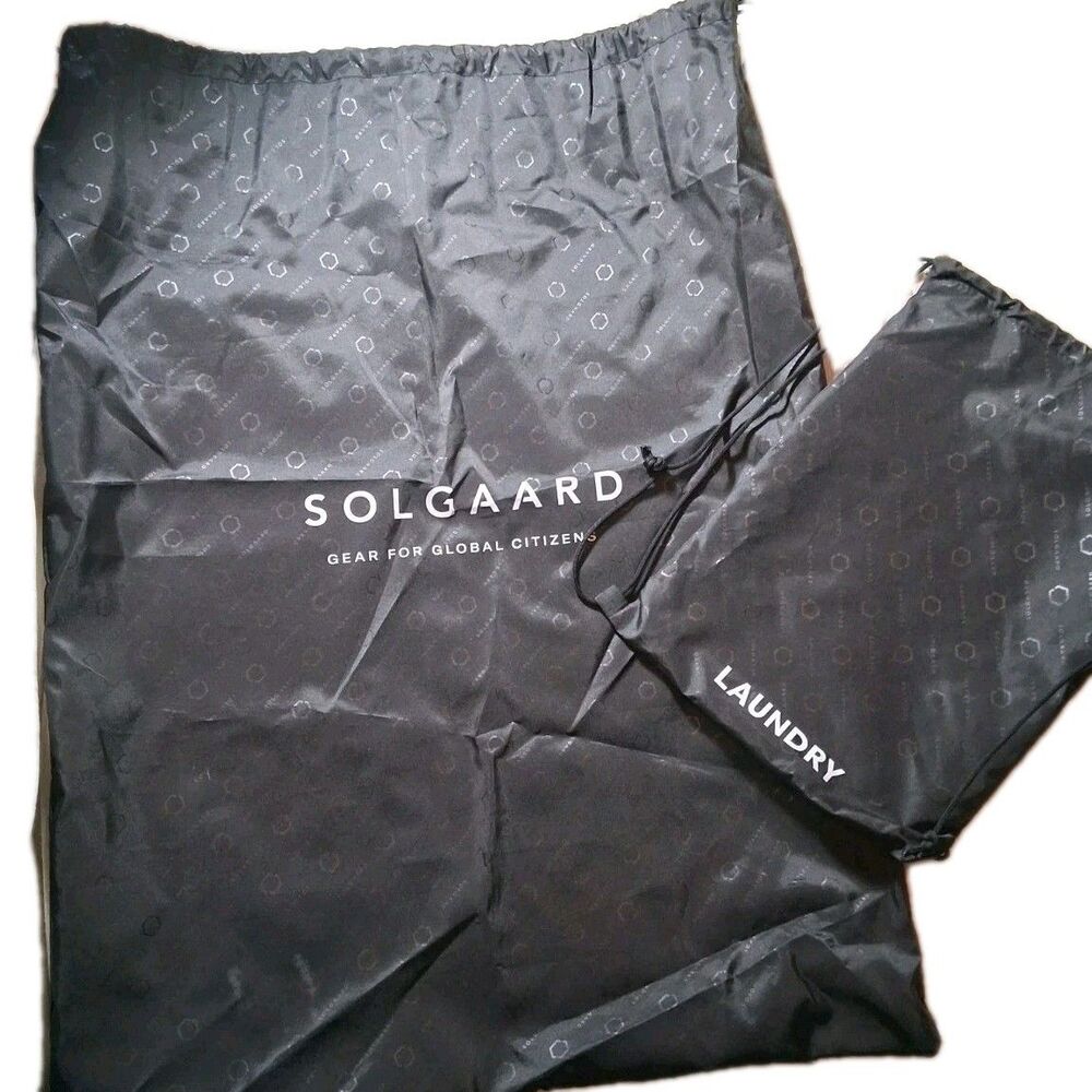 Solgaard Luggage Drawstring Storage Cover Bag 22”‎ Carry On Black W/ Laundry Bag
